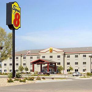 Super 8 By Wyndham Topeka At Forbes Landing